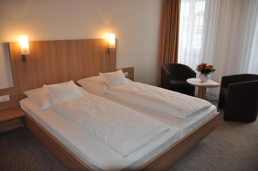 Hotel Fortuna ชตอคคาค ภายนอก รูปภาพ